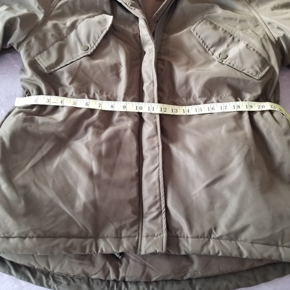 ⭐HP⭐H&M Khaki Green Padded Parka with Faux Fur Hood Trim NWT - Picture 13 of 16